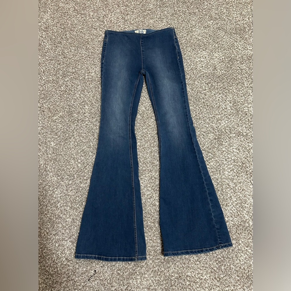 Free People We The Free PENNY Pull-On Flare Jeans Womens Size 26 Blue Denim